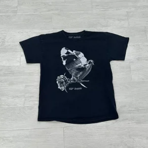 Pop Smoke Dove Rose Graphic T-Shirt